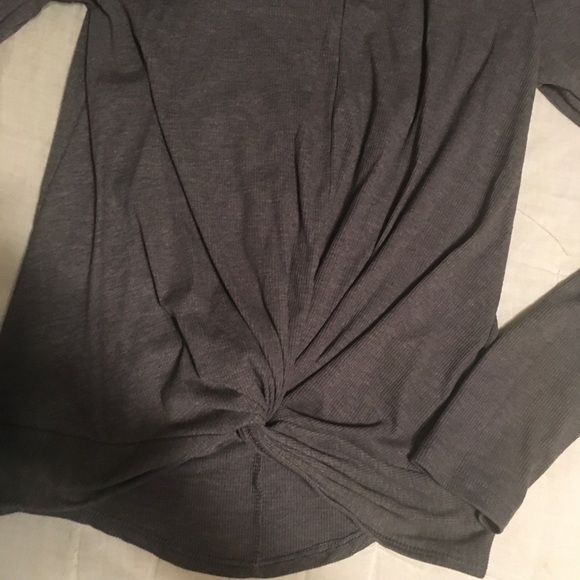Women's Gray Twist Workout Shirt - Picture 2 of 2
